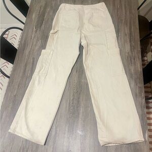 H&M Off White -Wide Leg Cargo Jeans